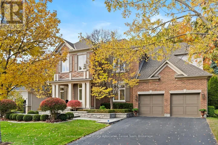 562 GLADWYNE COURT, Mississauga (Lorne Park), Ontario L5H4L4