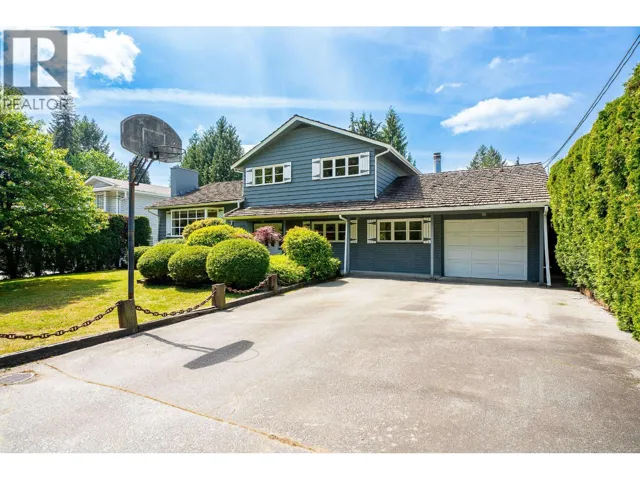 612 HILLCREST STREET, Coquitlam, British Columbia V3J6N8