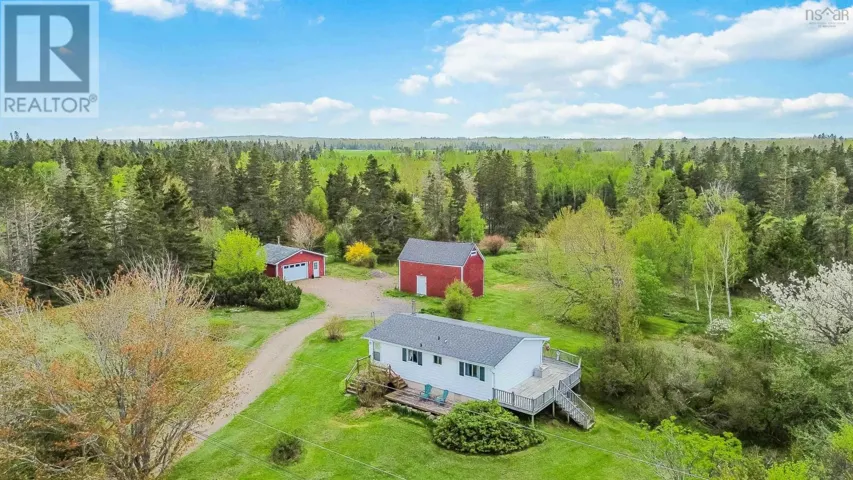 1005 West Halls Harbour Road, Halls Harbour, Nova Scotia B0P1J0