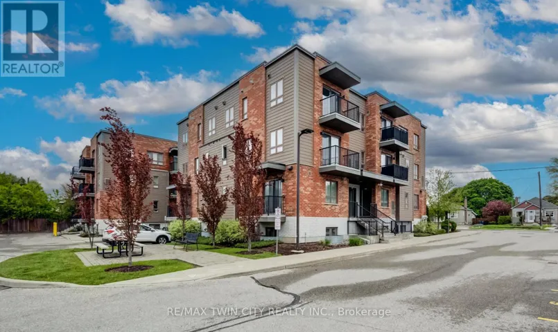 #B7 - 361 LANCASTER STREET W, Kitchener, Ontario N2H0C1