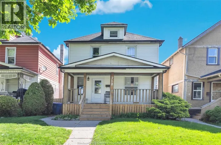 712 GLADSTONE, Windsor, Ontario N8A2R2