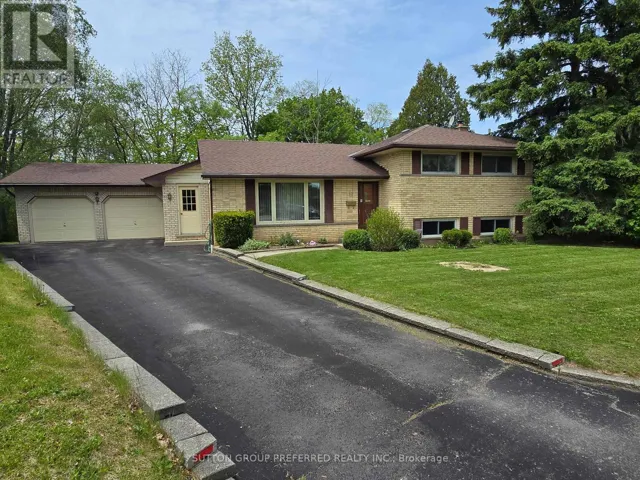 17 AGINCOURT PLACE, London South (South T), Ontario N5Z4E8