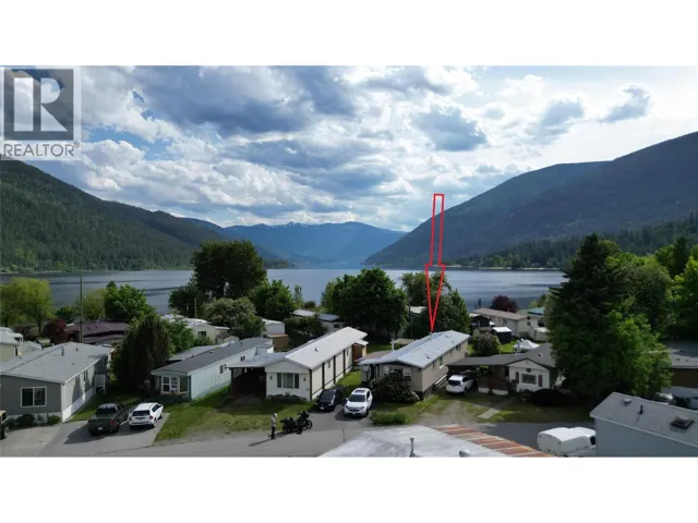 2714 LOWER 6 MILE Road Unit# 26, Nelson, British Columbia V1L6L4