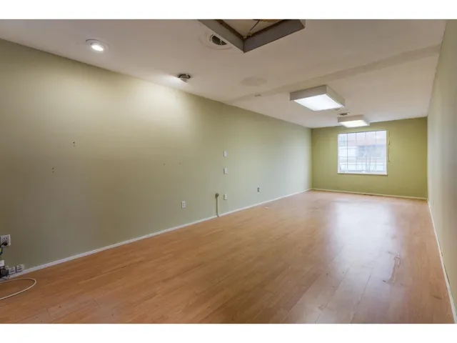 207 20466 FRASER HIGHWAY, Langley, British Columbia V3A4G2