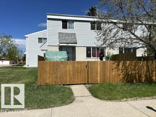 51 Mcleod PL NW, Edmonton, Alberta T5A3A8