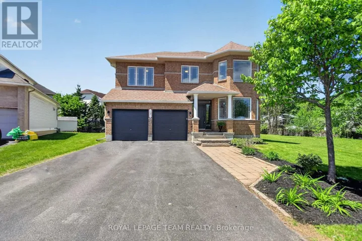 121 MUSKEGO CRESCENT, Ottawa, Ontario K2W1H6