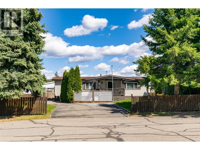 1361 30th Street SE Unit# 103, Salmon Arm, British Columbia V1E2N4