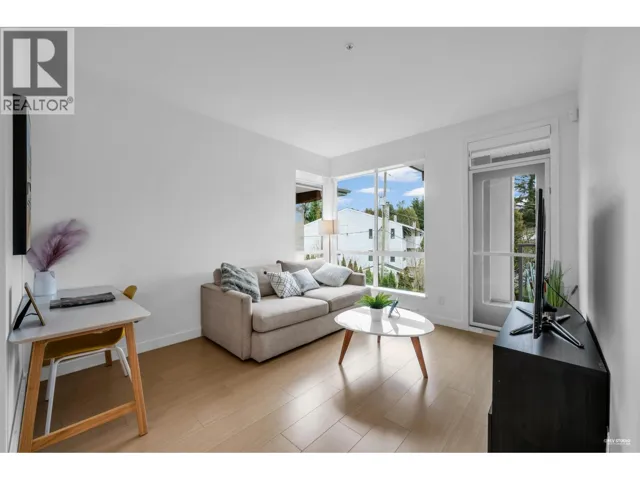 318 5460 BROADWAY, Burnaby, British Columbia V5B0B4