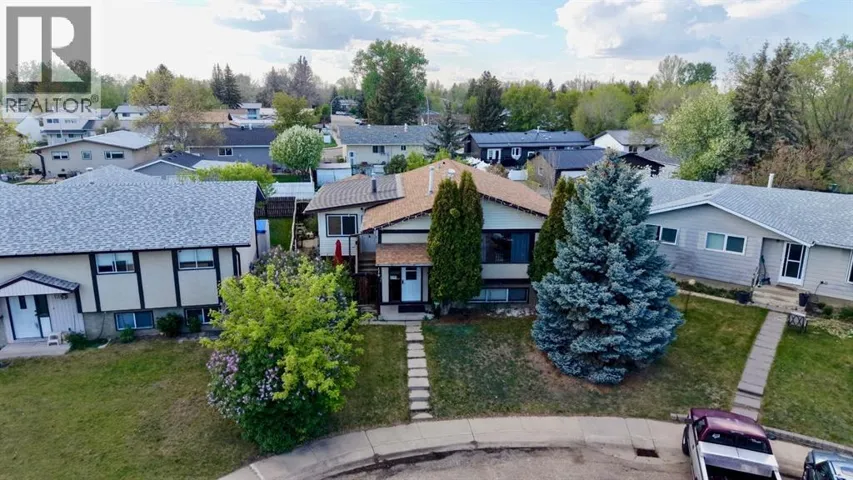 116 McNab Park Street E, Brooks, Alberta T1R0K6