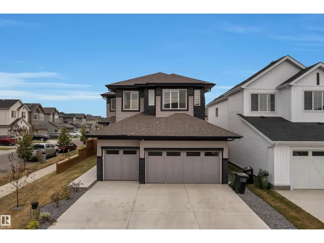 22534 98A AV NW, Edmonton, Alberta T5T7R7