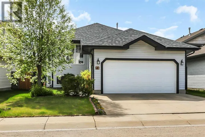 71 Lang Close, Red Deer, Alberta T4R2A3