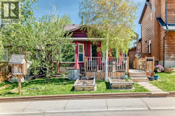 52 Beacham Road NW, Calgary, Alberta T3K1S4