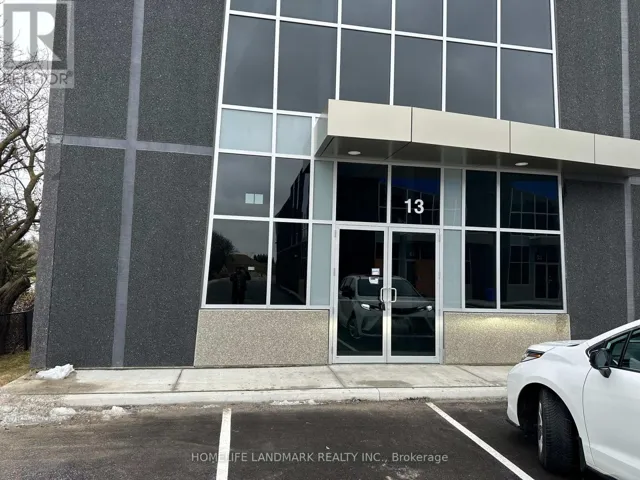 13 MAIN - 135 ADDISON HALL CIRCLE, Aurora, Ontario L4G7C7