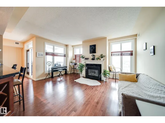 #1301 9020 JASPER AV NW, Edmonton, Alberta T5H3S8