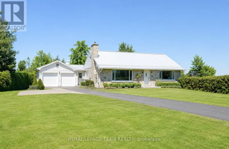 2427 COUNTY RD 18, North Grenville, Ontario K0G1J0