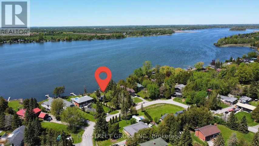 33 CEDAR CRESCENT, Kawartha Lakes (Manvers), Ontario L0B1K0