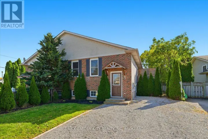 4 FOX TRAIL DRIVE, St. Catharines (Rykert/Vansickle), Ontario L2S3T7