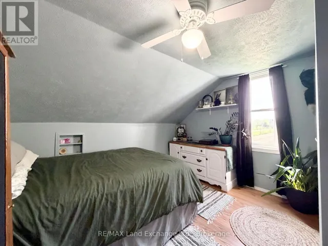 780