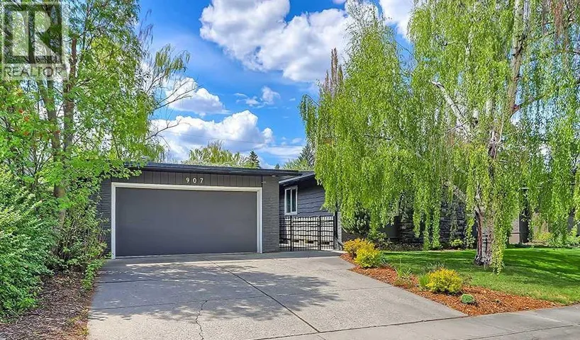 907 Kerfoot Crescent SW, Calgary, Alberta T2V2M8