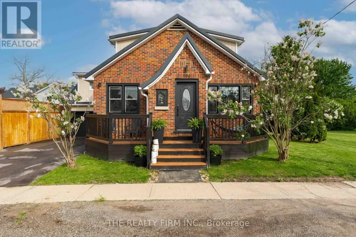 599 JOHN STREET, Strathroy-Caradoc (Melbourne), Ontario N0L1T0