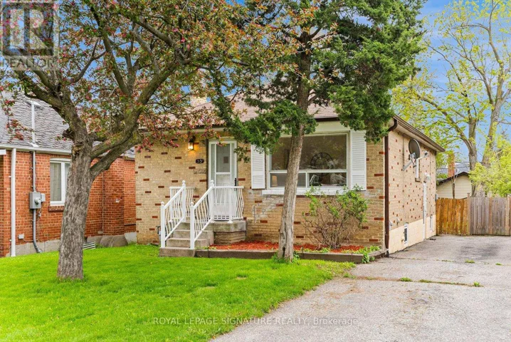 55 BOEM AVENUE, Toronto (Wexford-Maryvale), Ontario M1R3T4