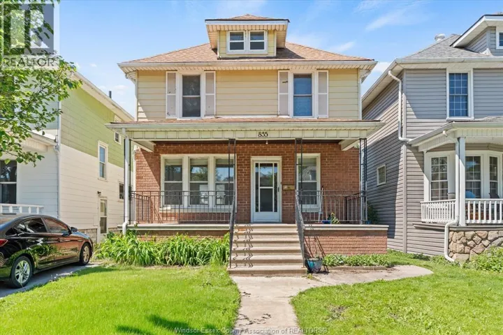 855 HALL AVENUE, Windsor, Ontario N9A2M2