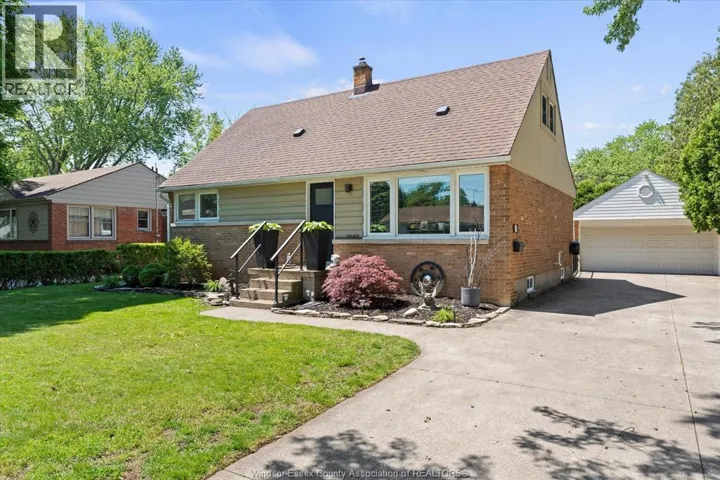 3233 DANDURAND, Windsor, Ontario N9E2E9