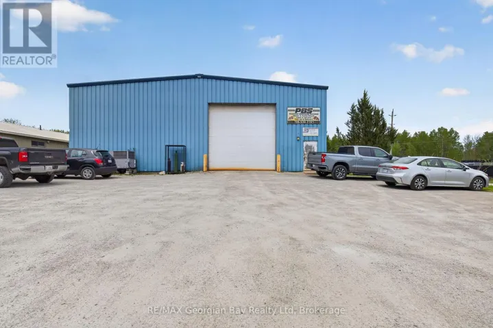32 INDUSTRIAL ROAD, Tay (Victoria Harbour), Ontario L0K2A0
