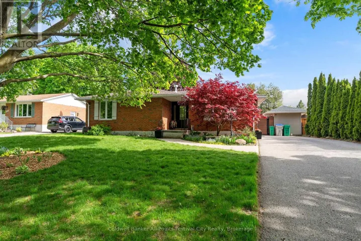 145 SUNCOAST DRIVE W, Goderich (Goderich (Town)), Ontario N7A4C4