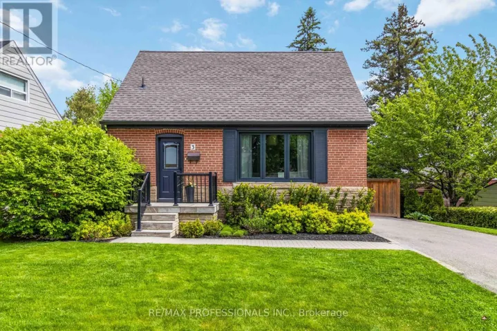 3 SNARESBROOK DRIVE, Toronto (Rexdale-Kipling), Ontario M9W2N5