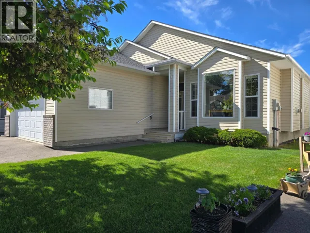 6946 CHARTWELL CRESCENT, Prince George, British Columbia V2N6Y4