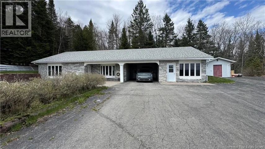 748 Canada, Edmundston, New Brunswick E3V1W4
