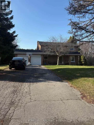 10 TESTA STREET, East Gwillimbury (Queensville), Ontario L0L1R0