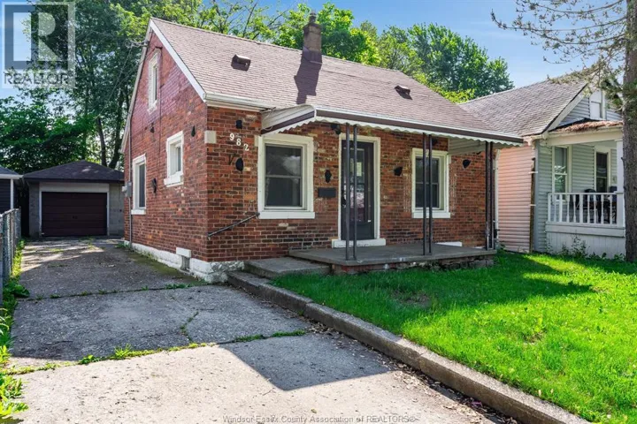 982 Bridge, Windsor, Ontario N9B2N1