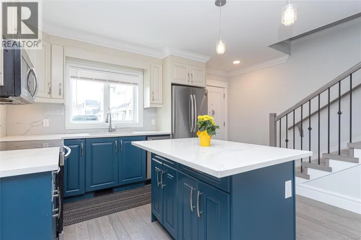 101 3248 Sherman Rd, Duncan, British Columbia V9L4B4