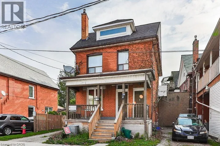 10 FAIRLEIGH Avenue N, Hamilton, Ontario L8L6H2