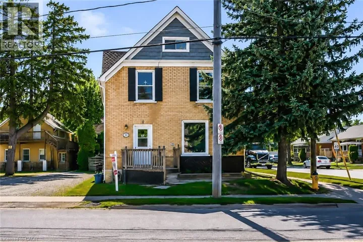 93 LANCASTER Street W, Kitchener, Ontario N2H4T3
