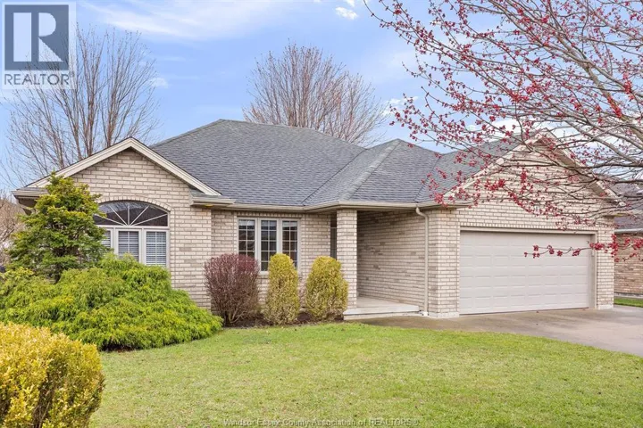 54 CREEKVIEW, Kingsville, Ontario N9Y4E6