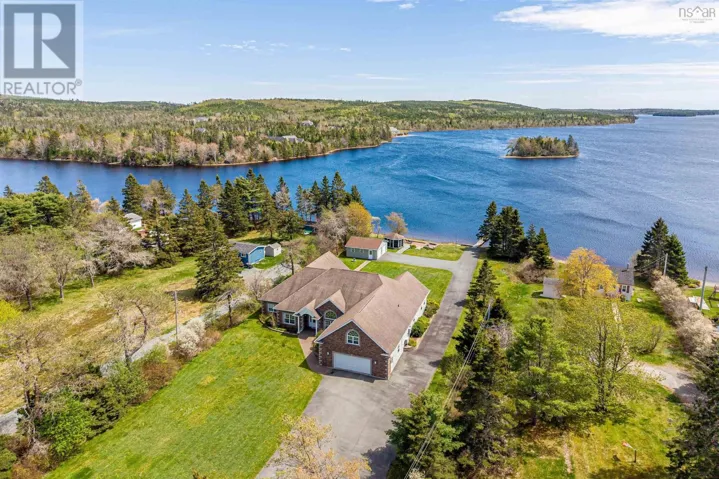 262 Bellefontaine Road Road, Middle Porters Lake, Nova Scotia B3E1K7