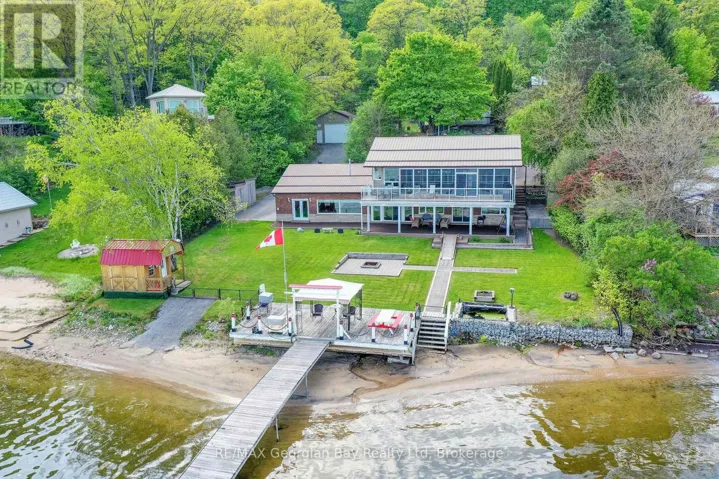405 CHAMPLAIN ROAD, Penetanguishene, Ontario L9M1S3