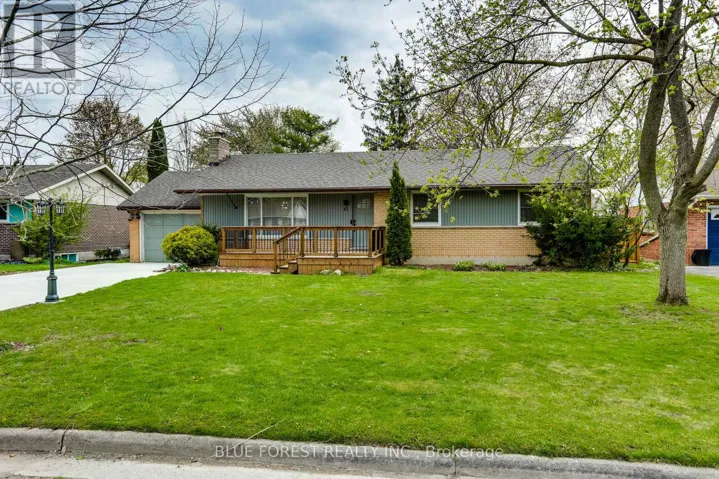 42 REGENCY ROAD, London North (North L), Ontario N6H4A8