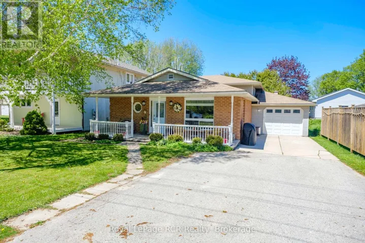 74 GRENVILLE STREET N, Saugeen Shores, Ontario N0H2L0