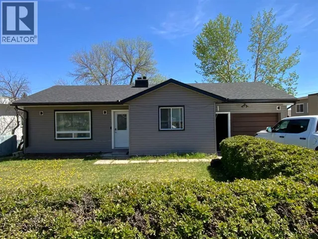 422 Arena Avenue, Trochu, Alberta T0M2C0