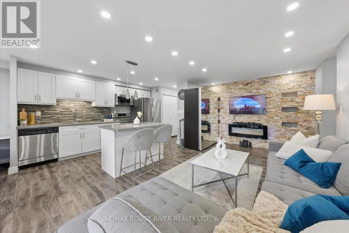 907 - 90 LING ROAD, Toronto (West Hill), Ontario M1E4Y3