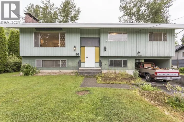 12104 261 STREET, Maple Ridge, British Columbia V2W2A6
