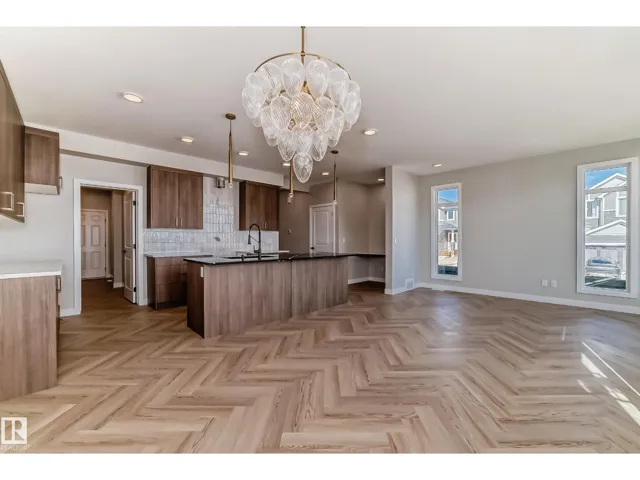 20612 43 AV NW, Edmonton, Alberta T6M3E3
