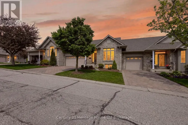 13 - 450 LAKEVIEW DRIVE, Woodstock (Woodstock - North), Ontario N4T1V6
