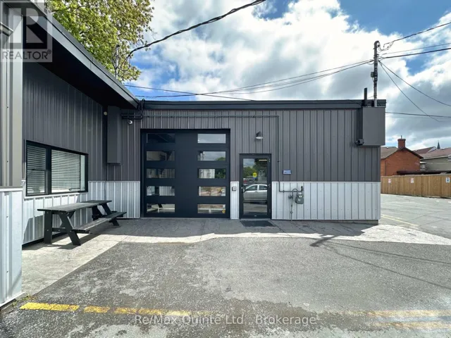 UNIT C - 14 NORTH FRONT STREET, Belleville (Belleville Ward), Ontario K8P3A7