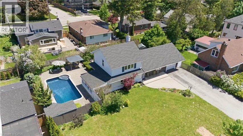 937 PARK Avenue W, Burlington, Ontario L7T1N8