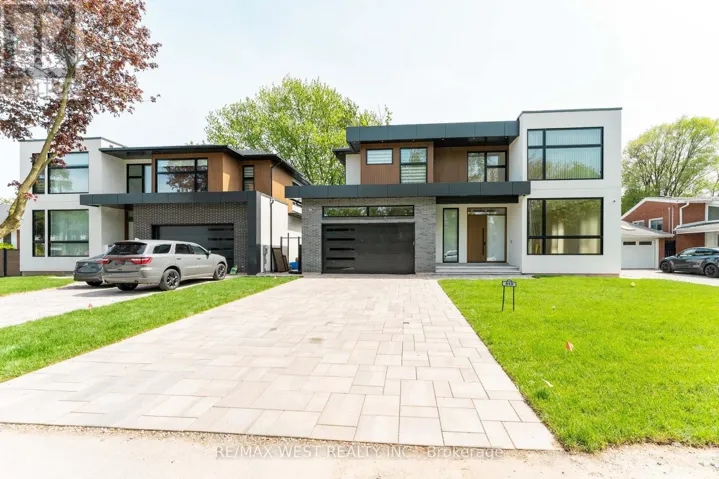 510 WELLINGTON CRESCENT, Oakville (BR Bronte), Ontario L6L4X5
